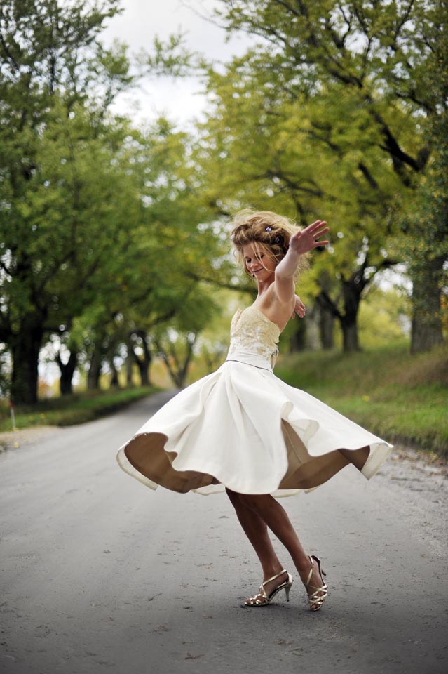 Chiara- A natural wedding dress with vintage lace by Tara Lynn Bridal